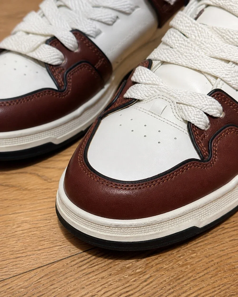 Valentino men us